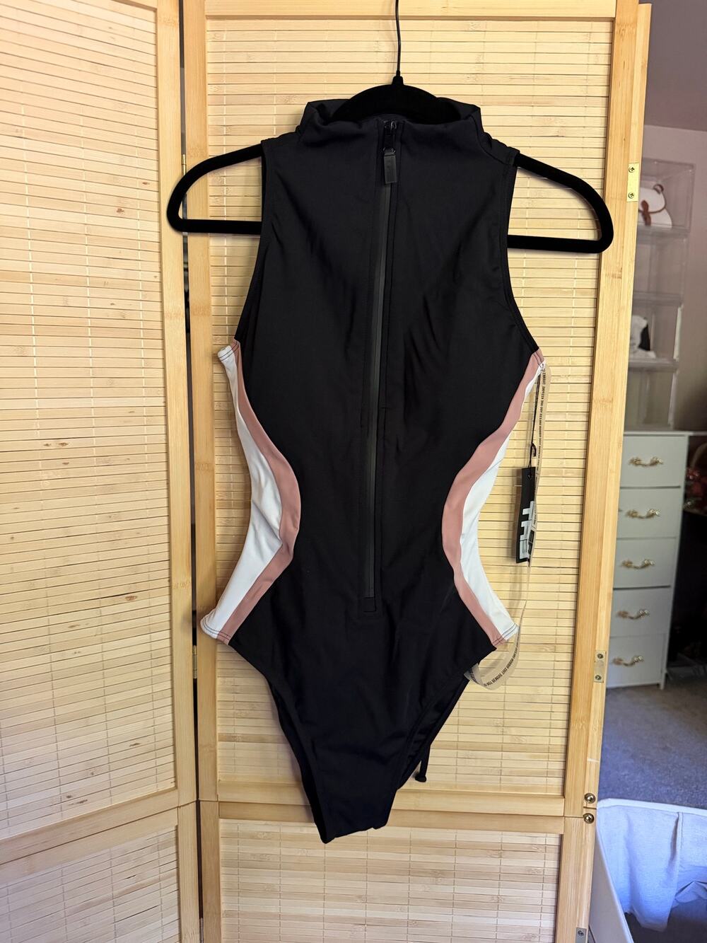 TA3 Hi Cut Sleeveless Surfy Swimsuit